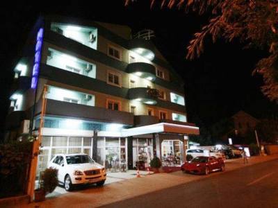 Hotel Kosta'S بودغوريتْسا المظهر الخارجي الصورة