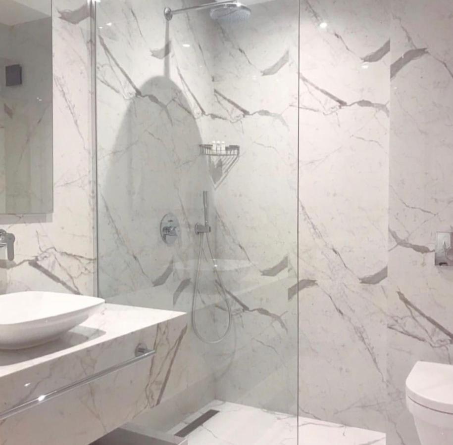Hotel Kosta'S بودغوريتْسا المظهر الخارجي الصورة