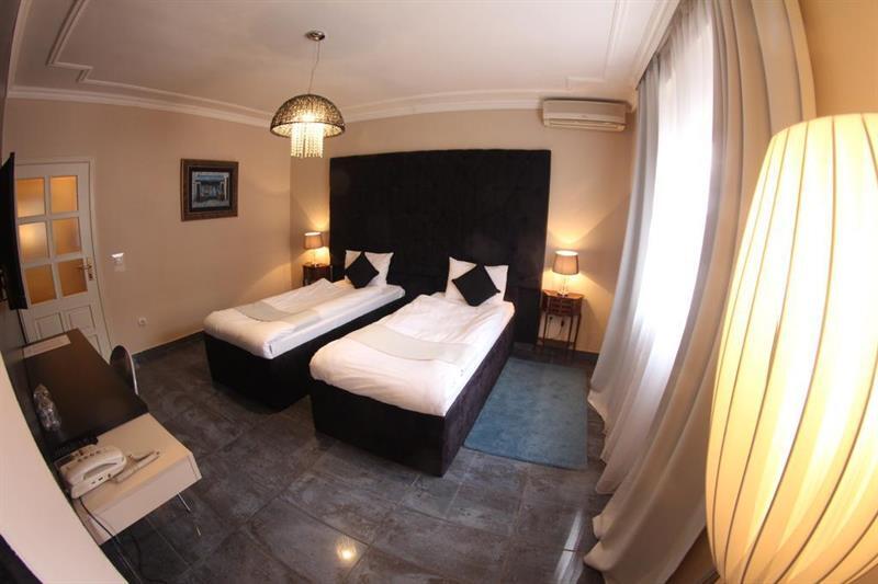 Hotel Kosta'S بودغوريتْسا المظهر الخارجي الصورة